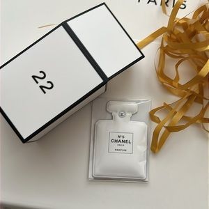 CHANEL Advent Calender Box 22